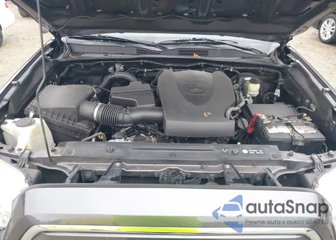 2016 Toyota Tacoma Limited z USA, uszkodzony, nr VIN 5TFEZ5CN9GX017512